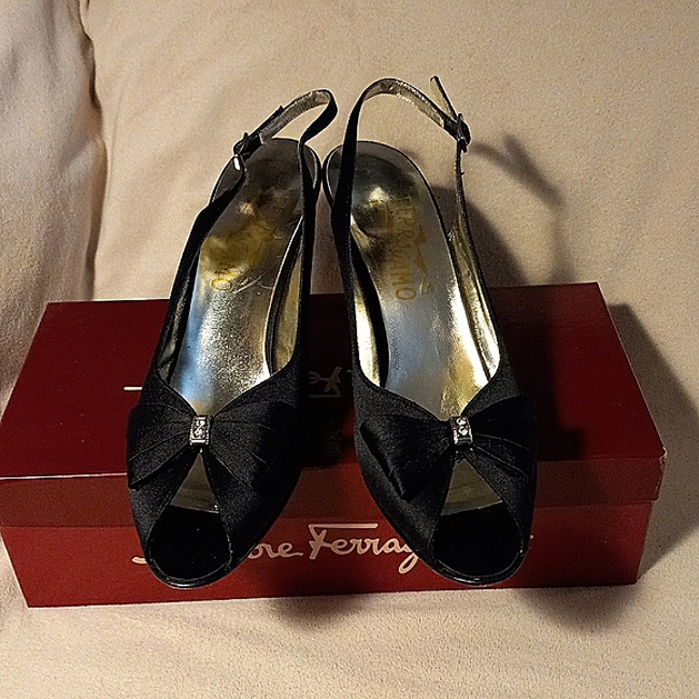 Salvatore Ferragamo black silk evening shoe. Made in Italy.